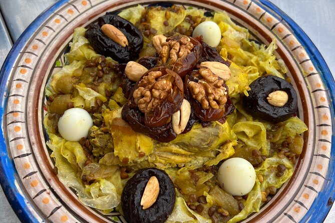 Local Culinary Experience Cooking Henna and Traditional Dress - Meeting and Pickup Information