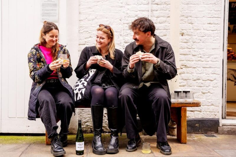 Local Foodie Adventure in London: 10+dishes, drinks and more - The Food and Drink Experience
