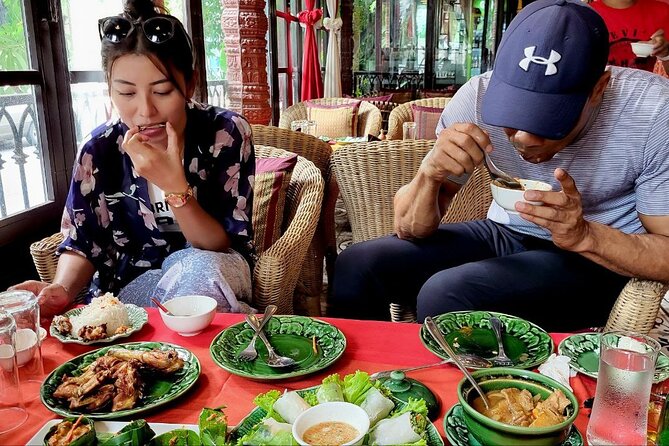 Local Foodies Tour in Phnom Penh City - Inclusions