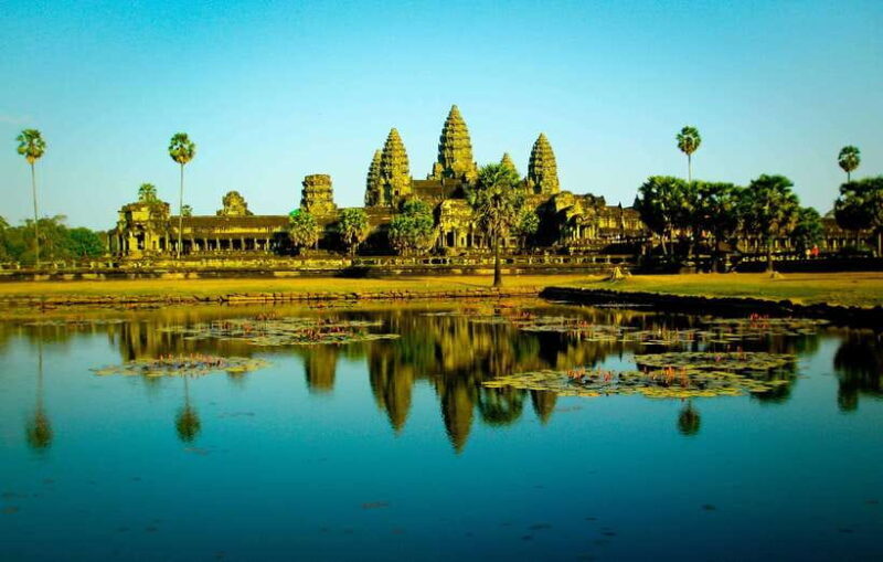Local French Speaking Guide for Angkor Wat Day Tour - Good To Know