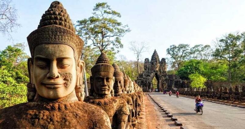 Local French Speaking Guide for Angkor Wat Day Tour - Why Choose This Tour?