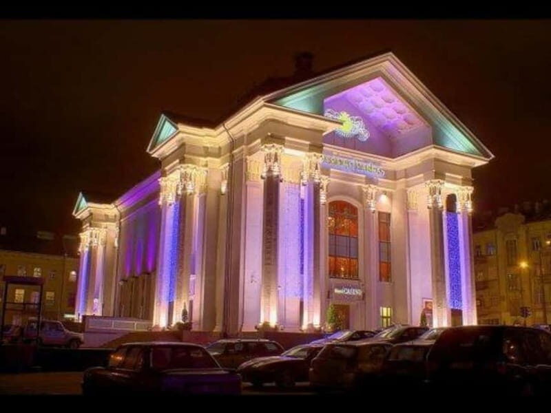 Local Guide of Vilnius Nightlife Private Tour - Good To Know