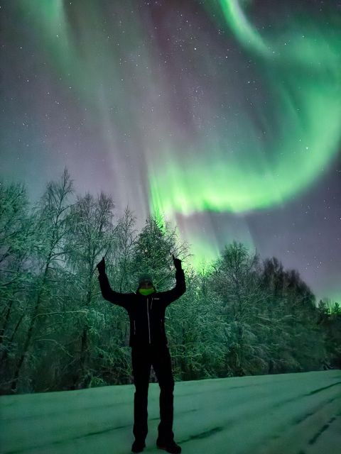 Local Guided Aurora Hunting With Photography in Rovaniemi - Experience