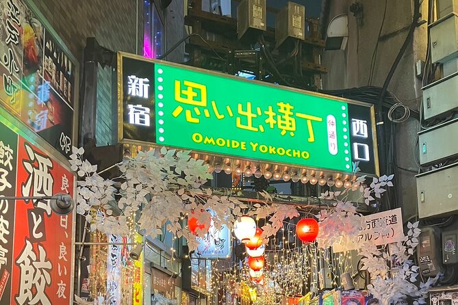 Local Izakaya(Japanese Traditional Bar) Hopping in Shinjuku - Izakaya Culture in Shinjuku