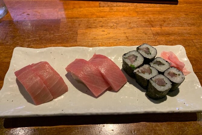 Local Izakaya(Japanese Traditional Bar) Hopping in Shinjuku - Moving to the Second Izakaya