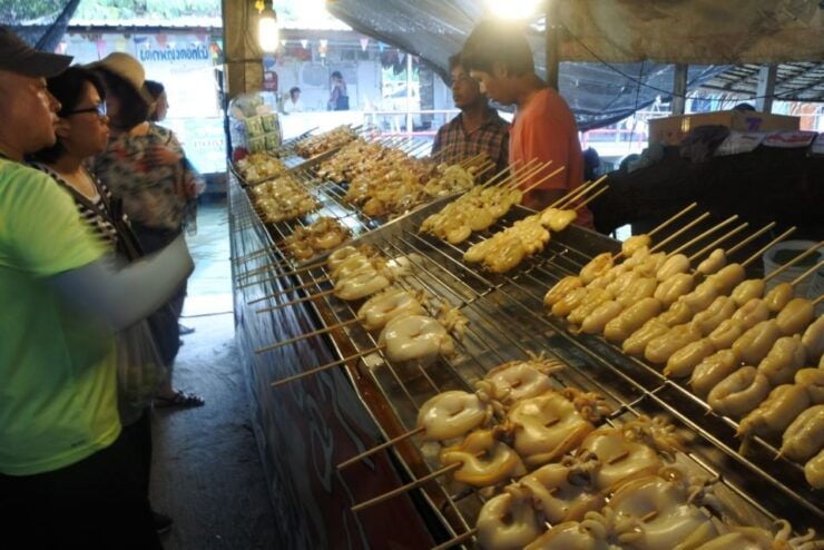 Local Weekend Markets: Khlong Lat Mayom & Chatuchak Tour - Tour Details