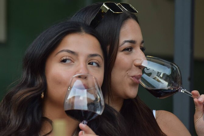 Local Wine Tasting - Meeting and Pickup