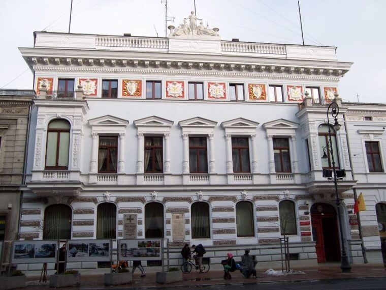 Lodz Old Town Manufaktura Highlights Private Walking Tour - Frequently Asked Questions (FAQ)