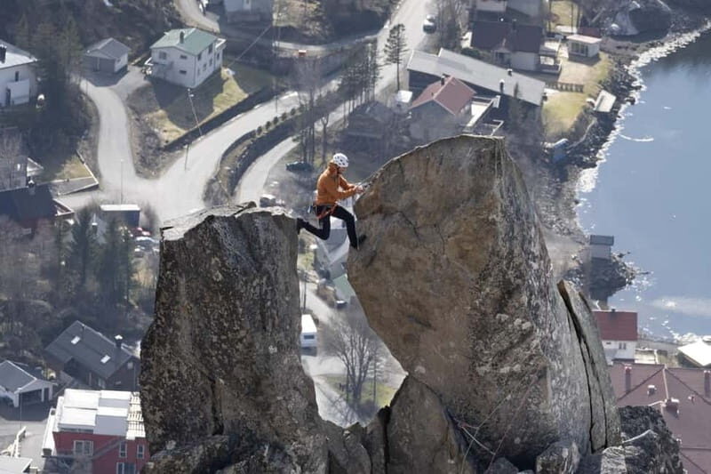 Lofoten: Climb Svolværgeita with a certified tour guide and experience the adventure! - An In-Depth Look at the Experience