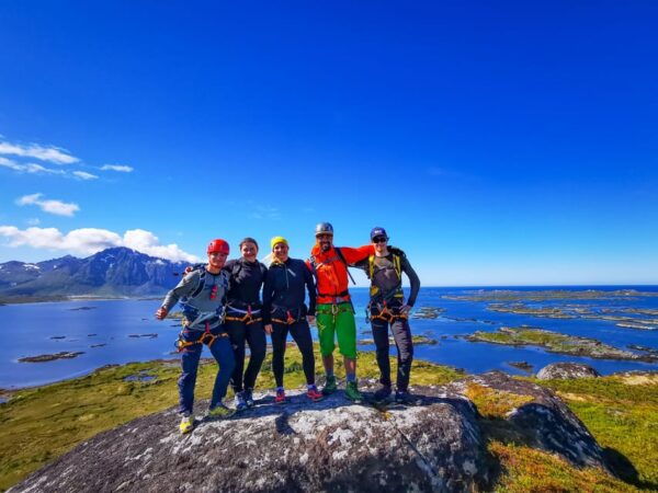 Lofoten: Full Day Combo Tour, (Kayaking and Rappelling) - Customer Feedback