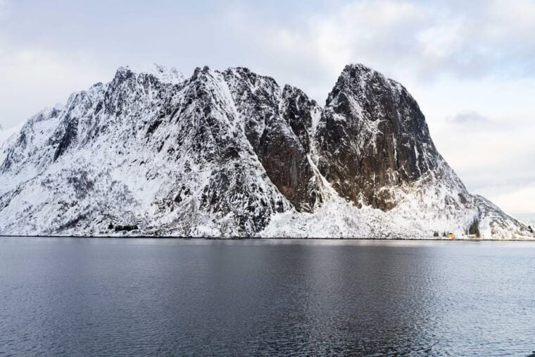 Lofoten: Reine, Hamnøy, and Skariskøya Photo Tour - Transportation and Duration