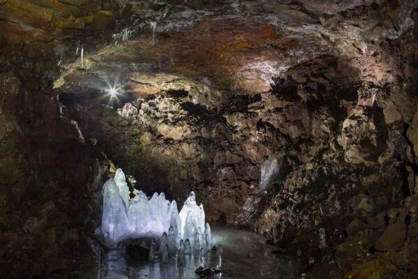 Lofthellir Ice Cave Super Jeep Tour - Meeting Point