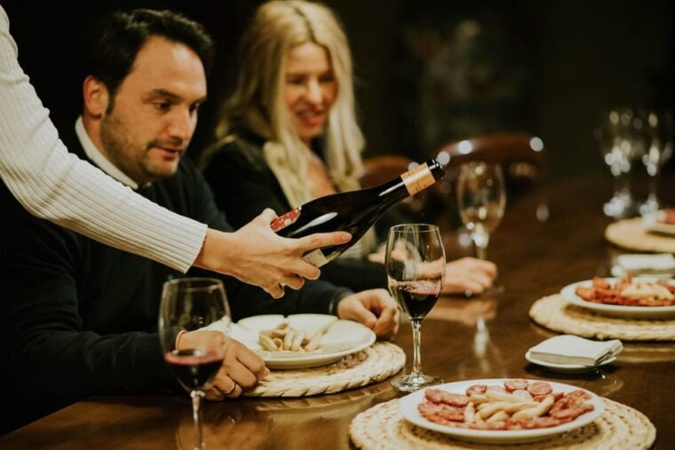 Logroño: Guided Visit With Tasting of 3 Wines and Aperitif at Viña Ijalba. - Customer Feedback