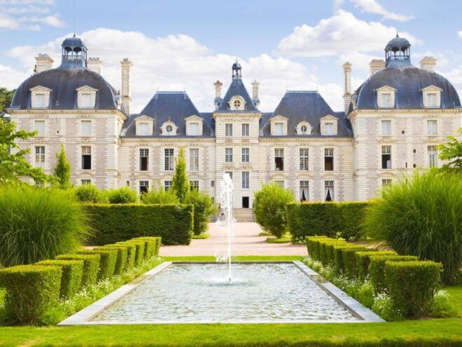 Loire Castle Tour - Common Questions