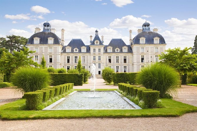 Loire Castles : Chenonceau, Cheverny, Chambord Guided Tour From Paris by Minivan - Practical Information