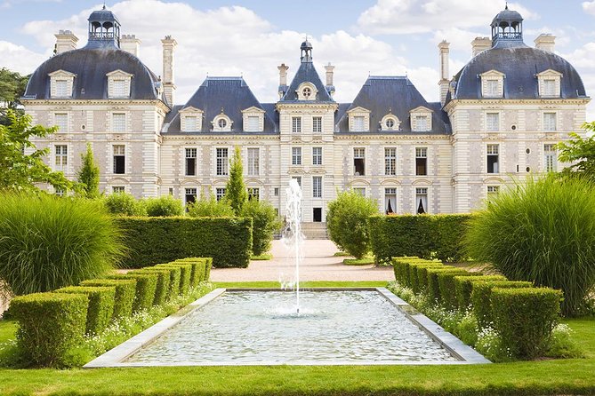 Loire Castles : Cheverny, Chenonceau, Chambord Guided Tour From Paris - Miscellaneous Details