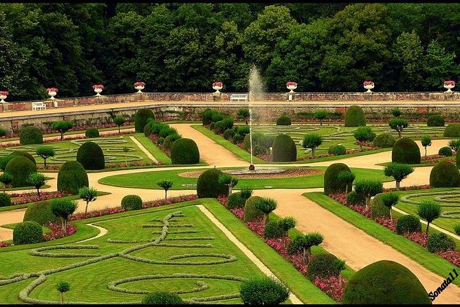 Loire Valley 2 Days Private Tour All Inclusive From Paris With Train Tickets - Reviews