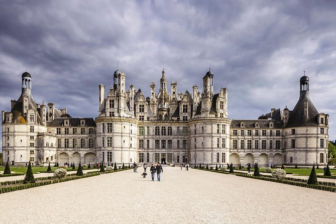 Loire Valley 2 Full Days Private Tour All Inclusive From Paris by TGV Train. - Personalized Experience