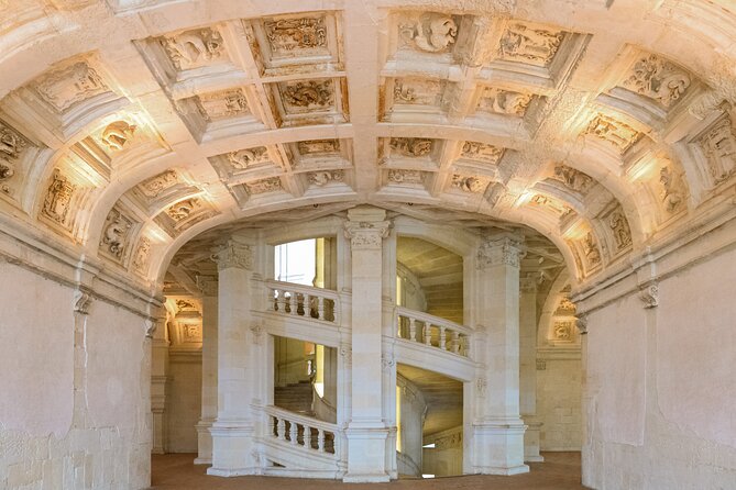 Loire Valley Castles Day Trip From Paris With Wine Tasting - Château De Chenonceau