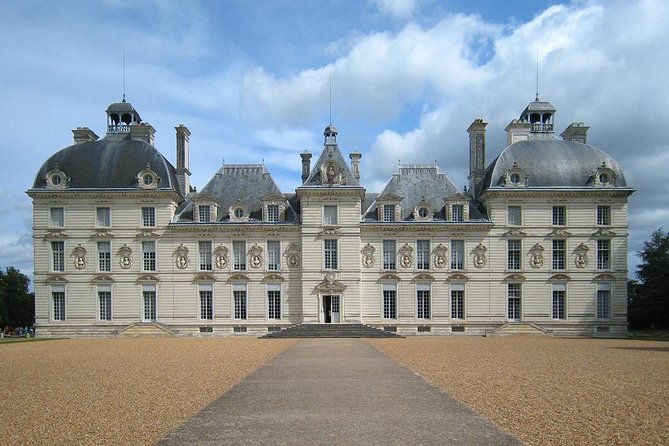 Loire Valley Castles Private Day Trip From Paris - Undivided Attention of a Private Guide