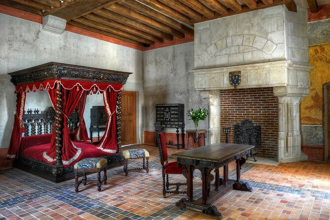 Loire Valley Castles Private Tour by Minivan From Paris - Common Questions