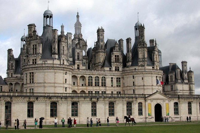 Loire Valley Castles VIP Private Tour: Chambord, Chenonceaux, Amboise - Tour Details and Logistics
