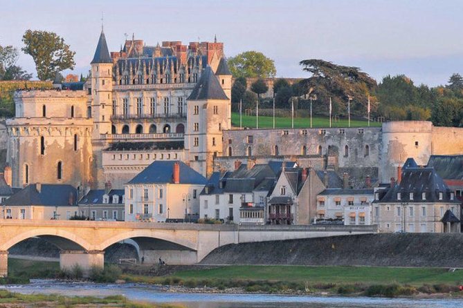 Loire Valley Day Tour From Paris - Common Questions