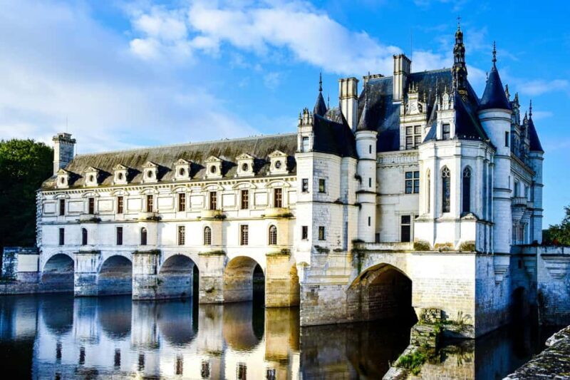 Loire Valley, France Tour: A Royal Gallop Through Time - Guides, Group Size, and Overall Experience