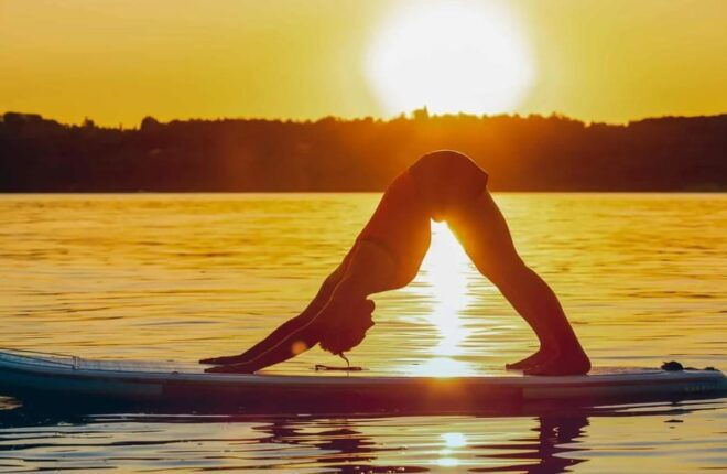 Loissin: SUP Yoga Class - Tips for Beginners