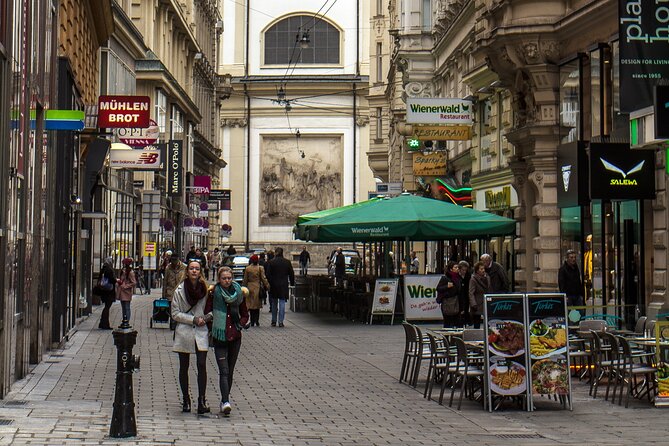 Lokafy Vienna Kid-Friendly Private Walking Tour With a Local - Meeting and End Points