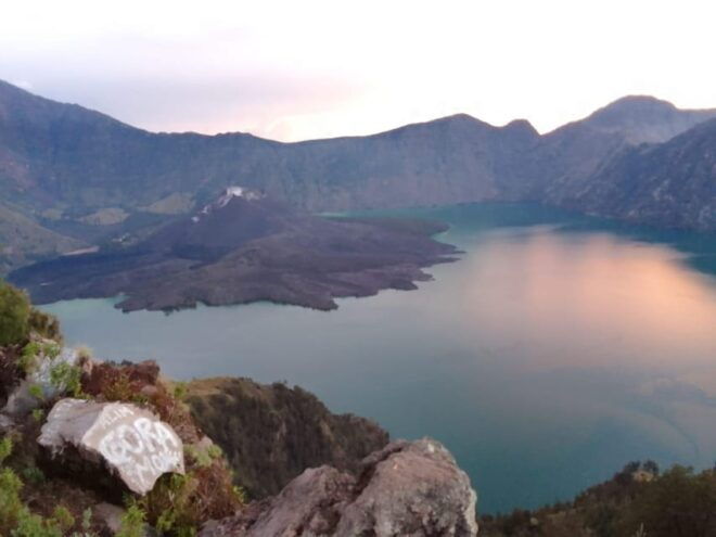 Lombok: 2-Day Mount Rinjani Crater Rim Tour - Participant Restrictions