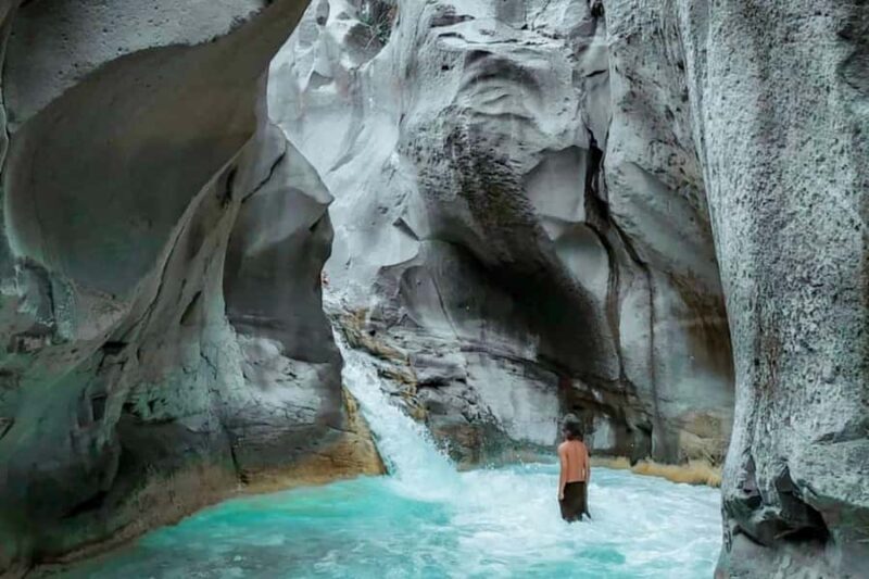 Lombok Adventure: Mangku Sakti Waterfall Tour - An In-Depth Look at the Mangku Sakti Waterfall Tour