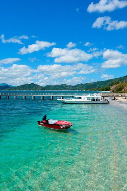 LOMBOK : CAR DRIVER CHARTER FOR LOMBOK TOURS - Service Details
