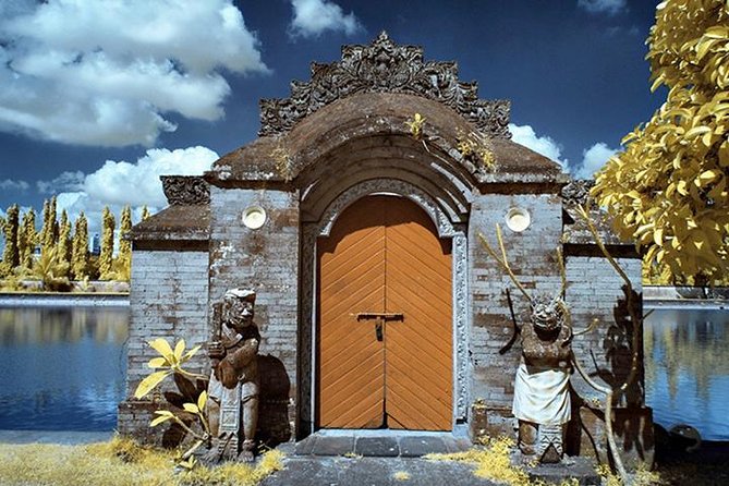 Lombok City Tour: Private Temple Tour With Lunch - Good To Know