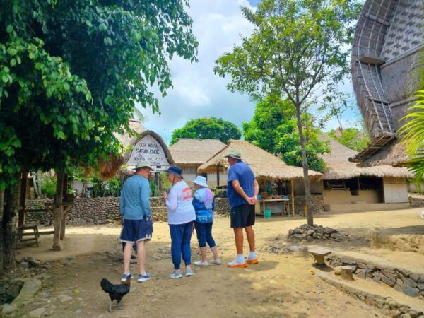 Lombok: Cultural Day Tour With Beach for Cruise Passengers - Questions You May Have