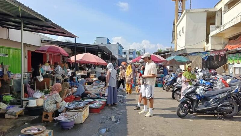 Lombok: Full-Day Tour with Lunch and Hotel Pickup - A Deep Dive into the Lombok Full-Day Experience  