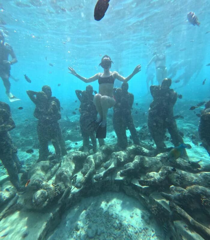 Lombok: Gili Islands Glass Bottom Boat Tour with Snorkeling - Discovering the Gili Islands Glass Bottom Boat Tour from Lombok