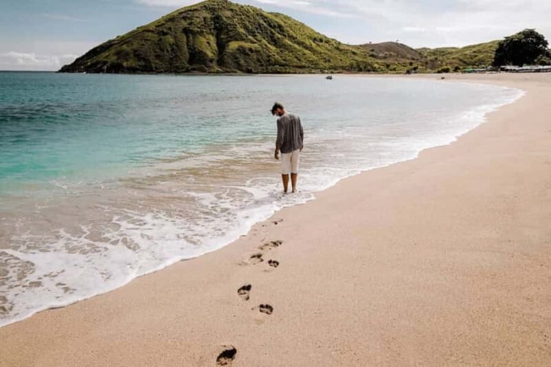 Lombok : Hidden Beach : Tomang Omang, Semeti & Mawun Beach - Transportation, Timing & Guide