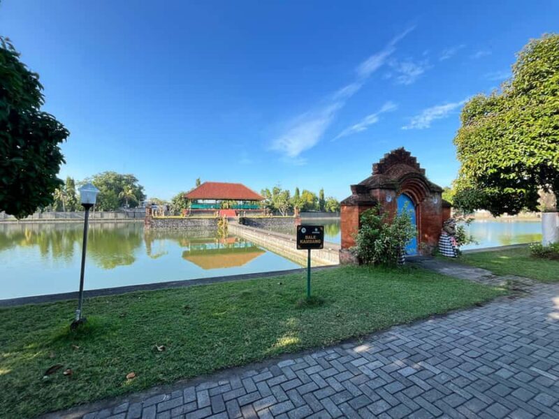 Lombok: Mataram City, Pusuk Monkey Forest & Beach Tour - The Sum Up