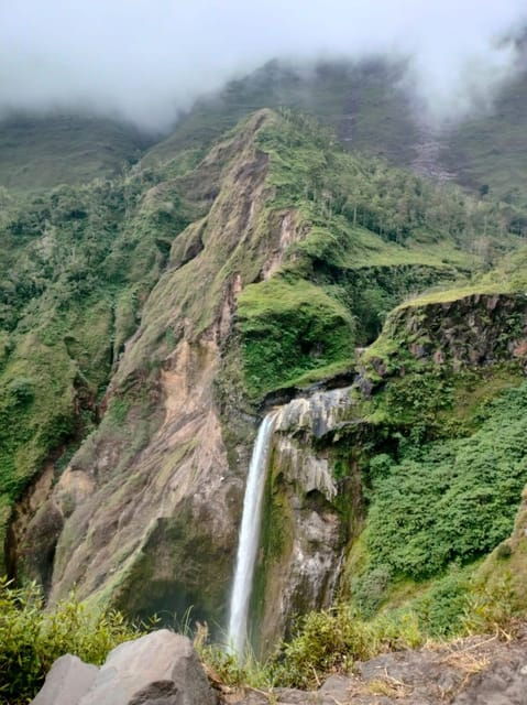 Lombok: Mount Rinjani Climbing Adventure With Local Guide - Safety and Environmental Practices