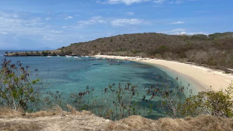 Lombok: Pink Beach and Snorkeling Trip With Lunch - Good To Know