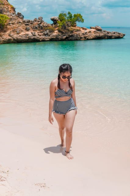 Lombok Pink Beach Boat Trip : Snorkeling & Relaxing - Transportation Details