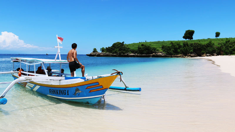 Lombok Pink Beach & Gili Islands Full-Day Private Tour - A private route to Lombok’s southeast islands