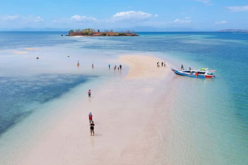 Lombok: Pink Beach, Gili Petelu & Private Snorkeling Tour - FAQs