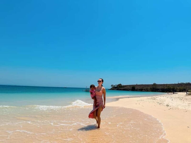 Lombok: Pink Beach Snorkeling and Picnic Tour Full Day - Guided Tours and Education
