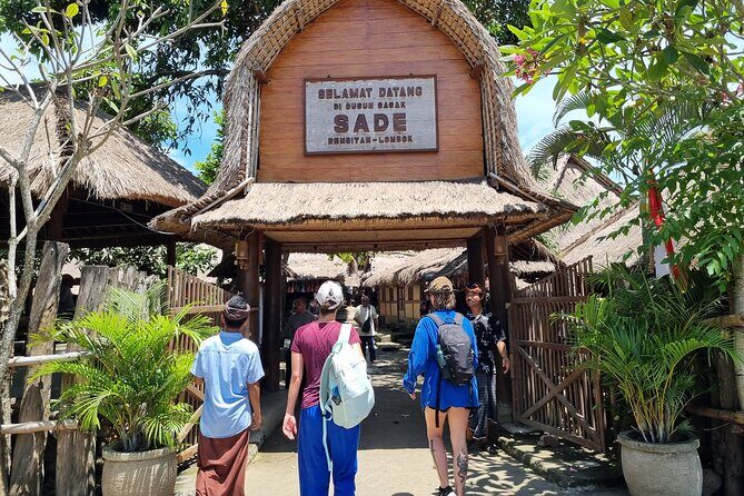 Lombok Private Tour Waterfall And Traditional Village Including Beach - Good To Know