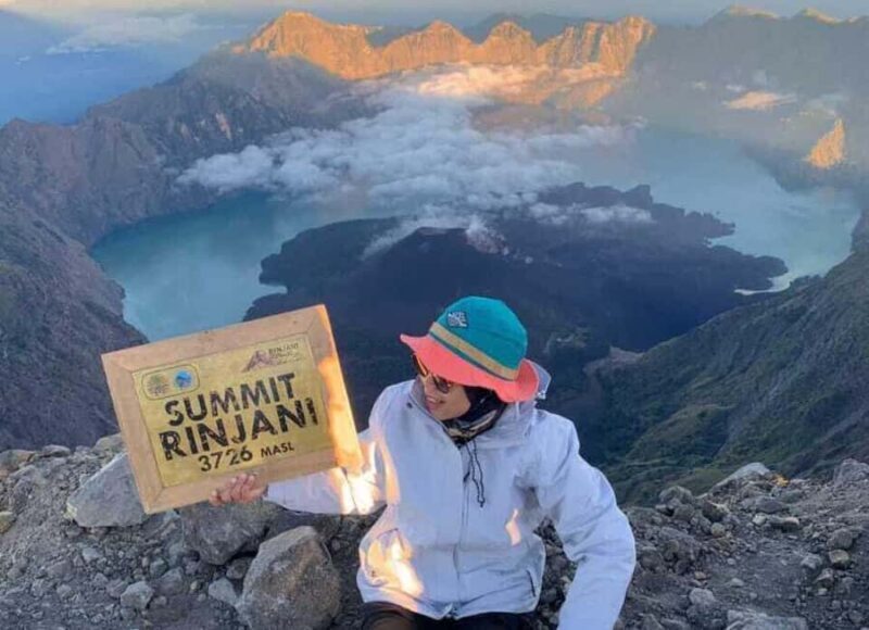 lombok: rinjani 3-Day Trek Summit - lake - Amazing Views - A Practical Deep Dive into the Rinjani Trek