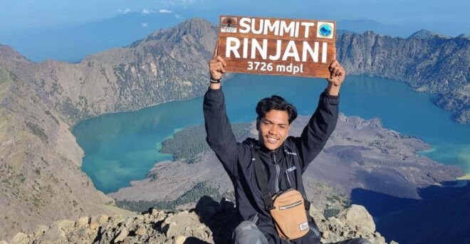 Lombok :Rinjani Hiking Via Sembalun And Torean. Best Seller - Inclusions and Services