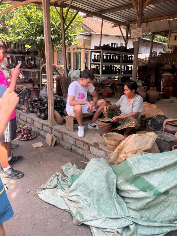 Lombok: Sasak Villages, Pottery and south beach Tour - Tanjung Aan Beach: Relaxing Coastal Beauty