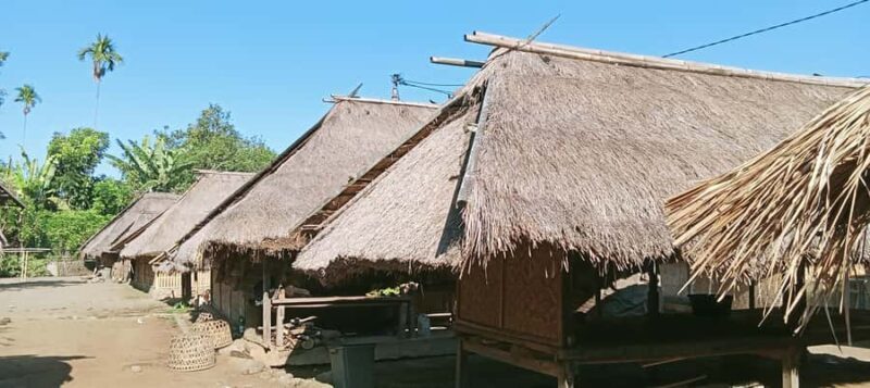 Lombok Senaru: Sasak Village, Waterfall & River Tubing Tour - Good To Know